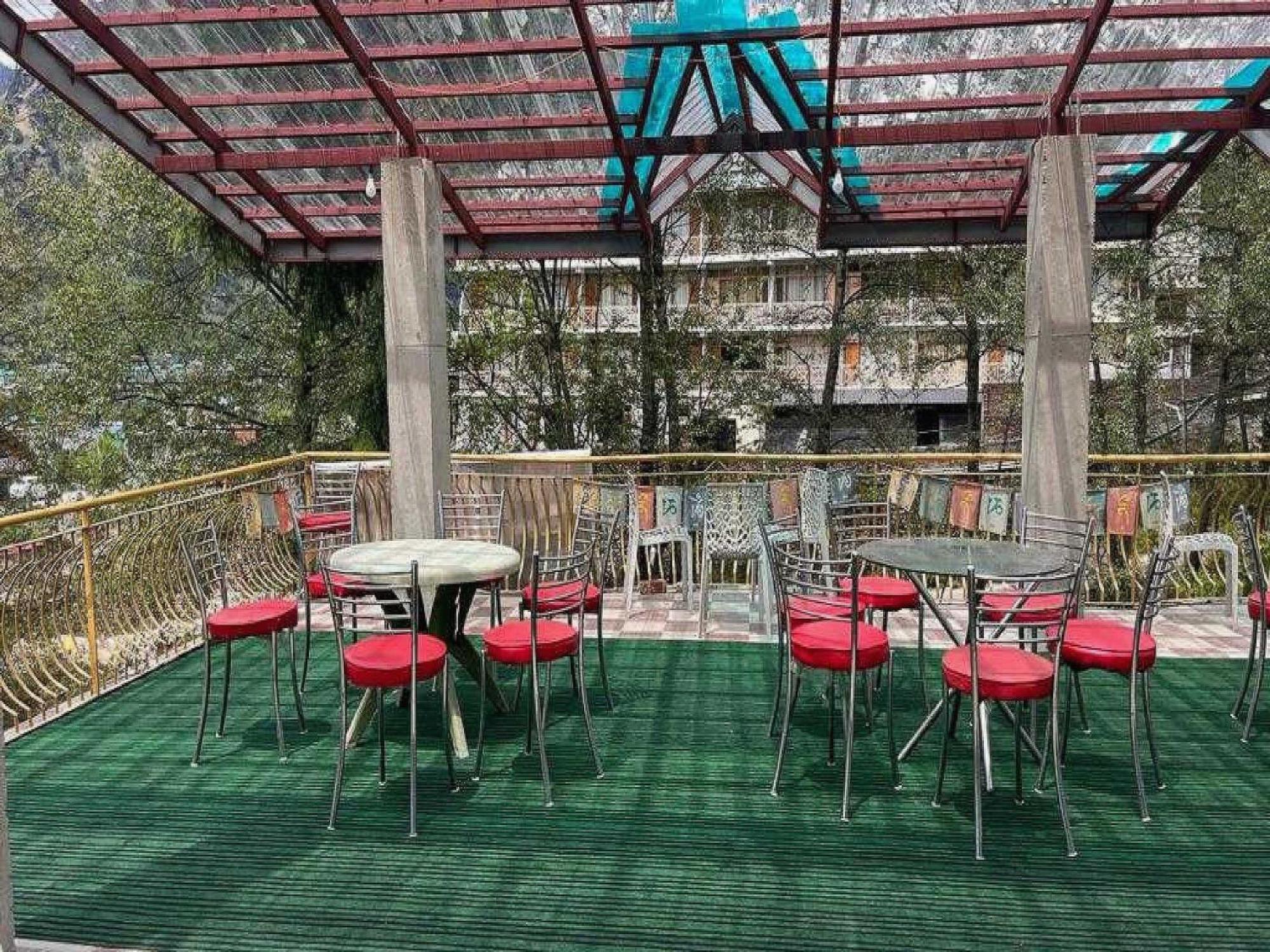 Hotel O Antriksh Cottage Manali  Ngoại thất bức ảnh